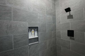 Shower, shampoo