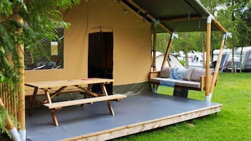 Buiten dineren