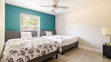 2 bedrooms, desk, iron/ironing board, WiFi