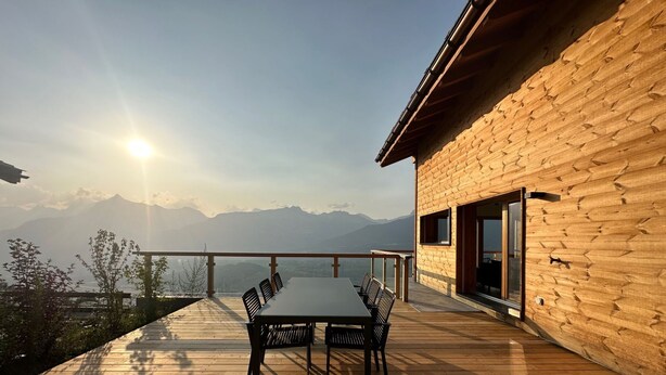 Outdoor dining - Chalet Commaraf! - Swiss Alp 4 Vallées by Interhome (Savièse)