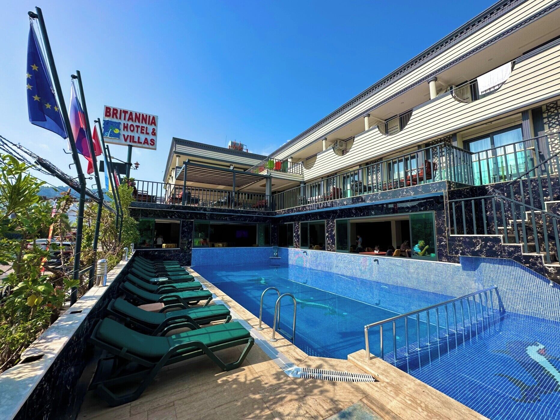 Pool