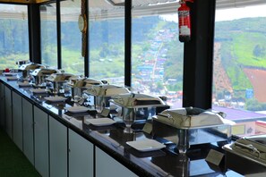 Restaurant - The Frame Resorts Ooty (Coonoor)