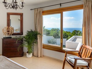 4 bedrooms, Internet - CAN COSTA by Interhome (San José Ibiza)