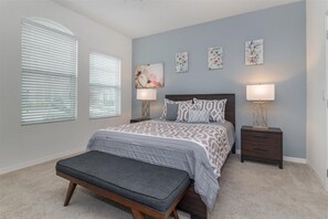 Room - Solterra Resort Townhomes (Davenport)