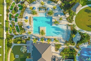 Pool - Champions Gate Resort Homes (Davenport)