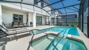 Room - Storey Lake Resort Homes (Kissimmee)