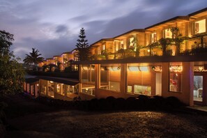 Room - Della Resorts Lonavala (Mawal)