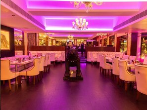 Restaurant - Della Resorts Lonavala (Mawal)