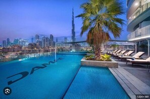 Pool - Winds Of The Canal By Lagom Damac Maison Prive (Dubai)