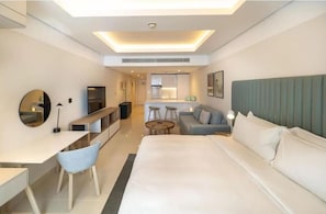Room - Staybridge Suites Dubai Internet City (DUBAI)
