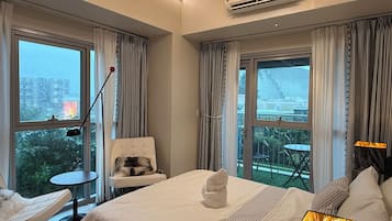 Luxury Apartment, 2 Bedrooms, Balcony, City View | Laptop workspace, blackout drapes, free WiFi, wheelchair access