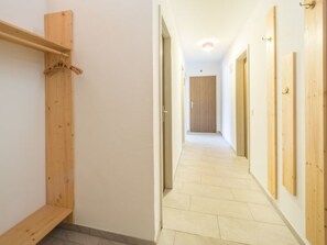 Interior - Val Signina 3-28 by Interhome (Laax)