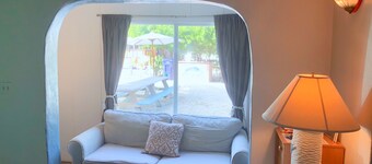 Key Lime Sailing Club And Cottages