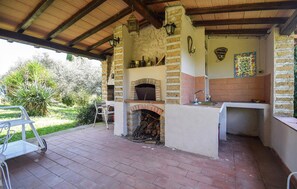 Terrace/patio - Gorgeous home in Monterosi (Monterosi)