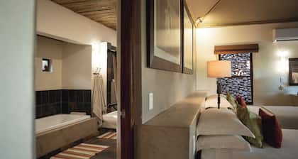 Mashatu Lodge