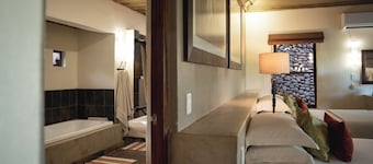 Mashatu Lodge