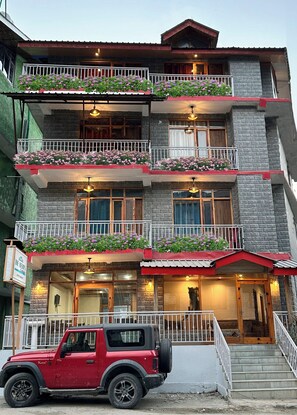 View from property - The Berlin Cottage (Manali)