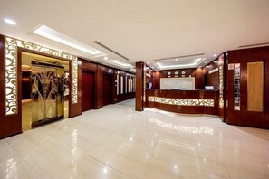Lobby - Towlan Qurtaba 1 (Riyadh)
