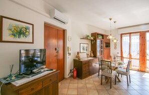 Interior - 2 bedroom gorgeous apartment in Marina di Massa (Marina di Massa)