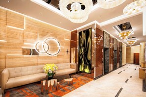 Unclassified image, 5 of 23, button - China Dragon Hotel (Macau)