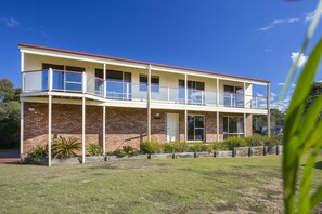 Exterior - Aidan at Bawley Point with Ocean Views (Bawley Point)