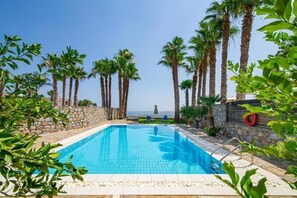 Room - Noverian Scenic Crete 5 Hilltop Villa Resort &spa (Hersonissos)