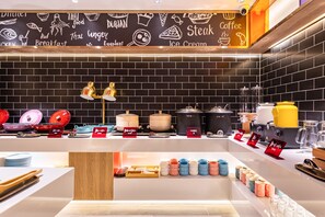 Gambar tidak terklasifikasi, 2 dari 63, tombol