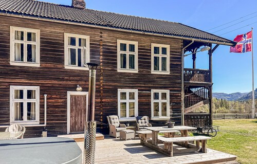 Beautiful home in Bagn with WiFi
