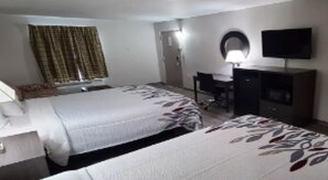 Room - Red Roof Inn & Suites Duncan (Conley)