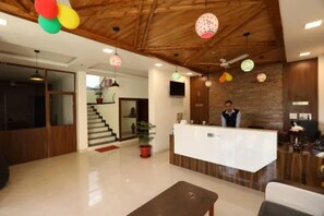Lobby - Hotel Le Halcyon Kasau (Solan)