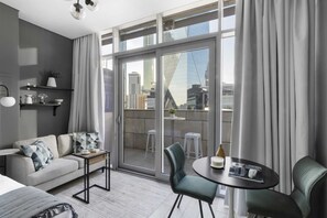 Room - Burj Daman (Dubai)