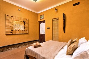Ảnh chưa phân loại, 3 trong số 18 ảnh, nút