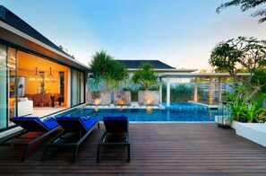 Khu ẩm thực ngoài trời
