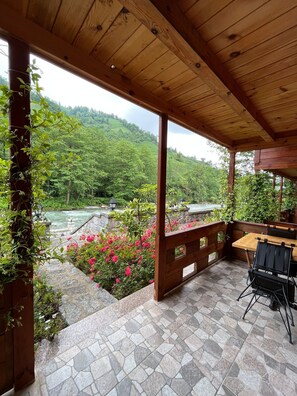 Room - Teona Bungalov (Findikli)