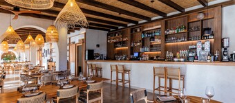 Albades Hotel & Spa