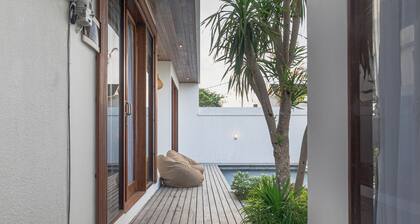 Cypress Villa By Zuzu