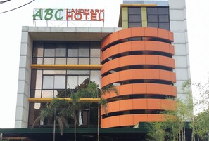 View from property - Reddoorz Plus @ Abc Landmark Hotel (Makilala)