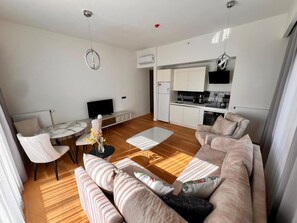 Room - Divan Residence Güneşli Near Mimar Sinan Metro St (Istanbul)