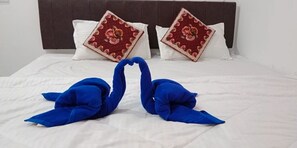 Room - Hotel Aaradhya (Udaipur)