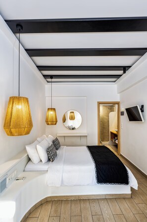 Room - Callia Retreat Suites (Santorini)