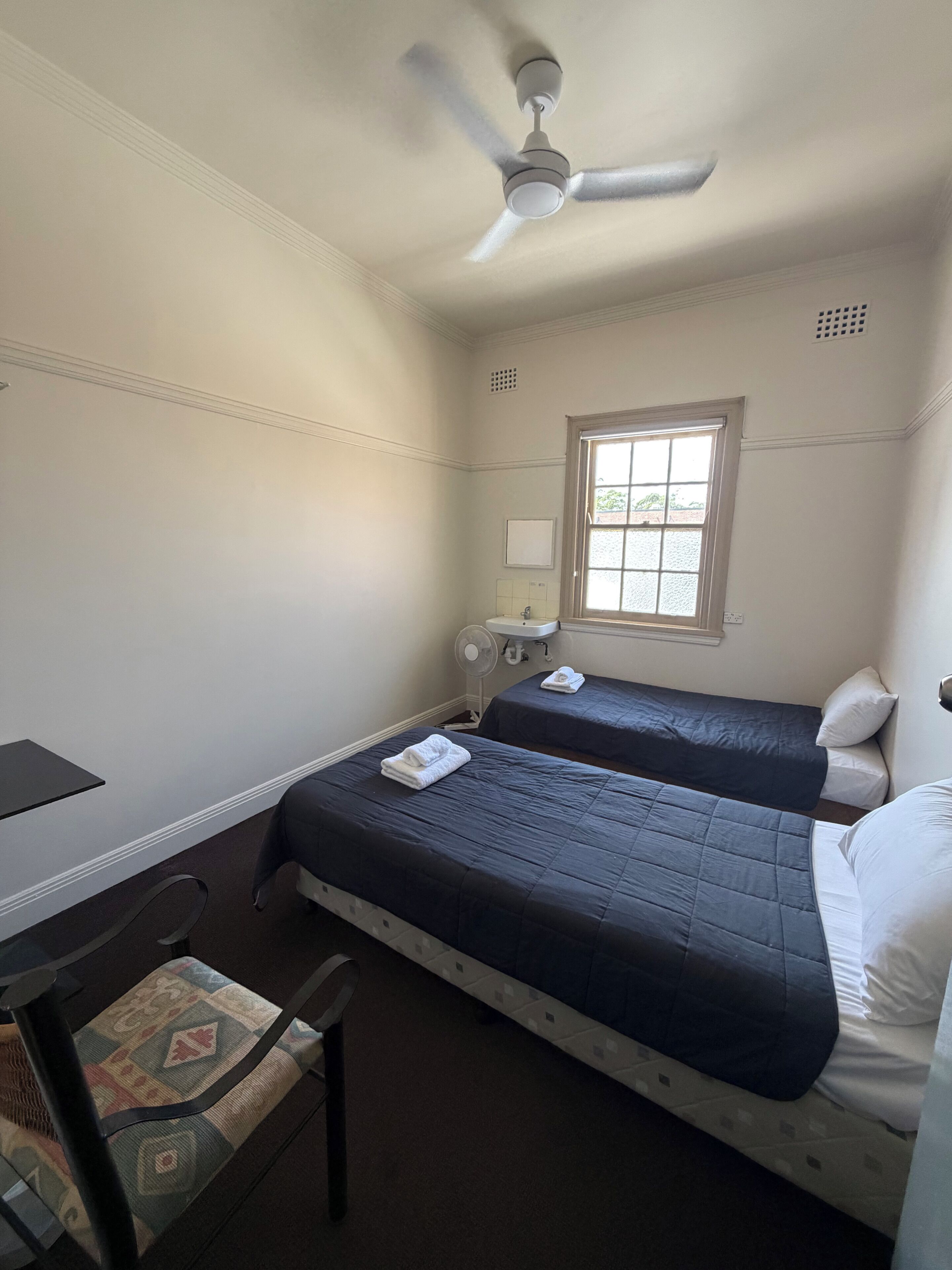 Twin Room | Free WiFi