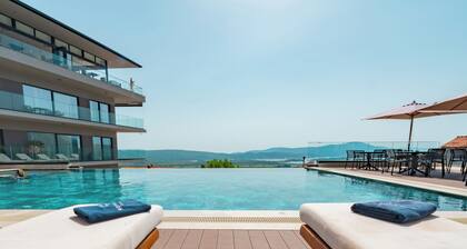 Royal Blue Resort And Residences