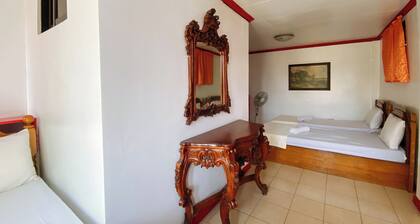 Reddoorz Hostel @ Tita Aidz Inn Baguio