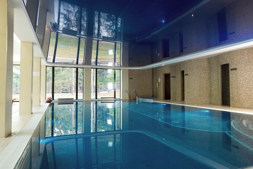 Zámek Lužec Spa And Wellness Resort