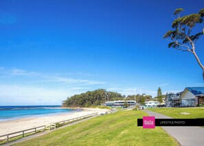 Beach nearby - Blue Chill of Mollymook (Mollymook Beach)