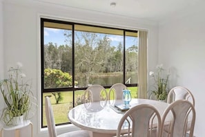 Dining - Reflections at Lake Conjola (Lake Conjola)