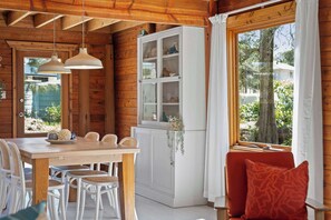 Dining - The Beach Haven at Bawley Point (Bawley Point)
