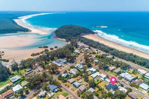 Beach nearby - Once Upon A Tide at Narrawallee (Narrawallee)