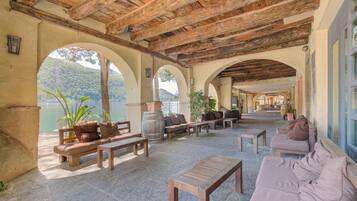 Terassi/patio