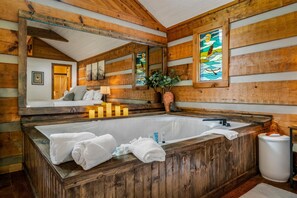Shower, jetted bath, hair dryer, towels - Private Couples Spa Retreat! Hot Tub, Sauna, Jacuzzi, 5 Min to Pigeon Forge (Sevierville)